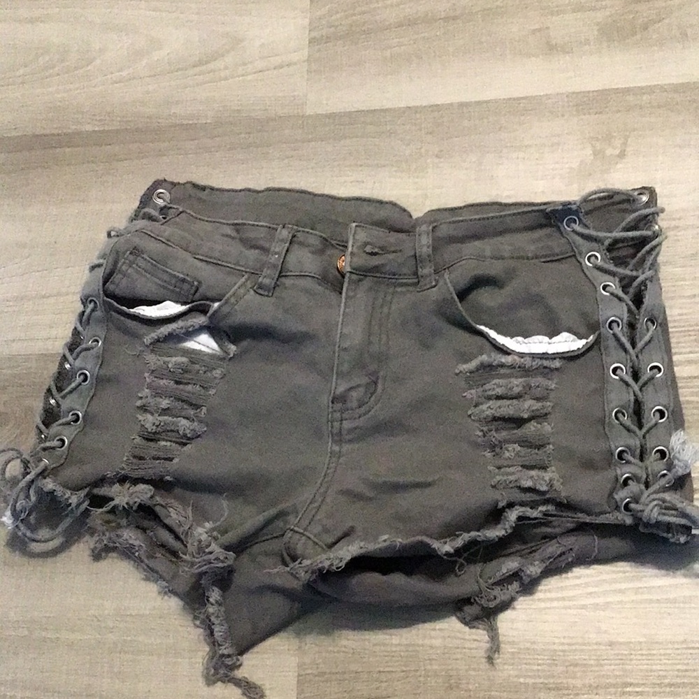 Ripped denim shorts